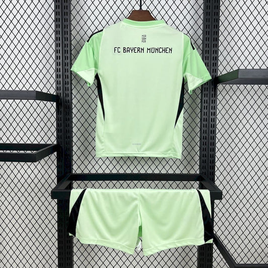 KIT Enfant Bayern Munich Gardien Vert 25/26 - vue 2