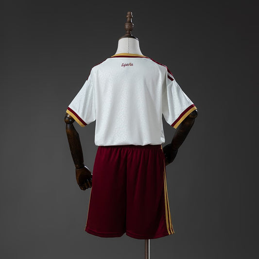 Kit Enfant Espagne 2 étoiles Extérieur Coupe du Monde 2026 - vue 2