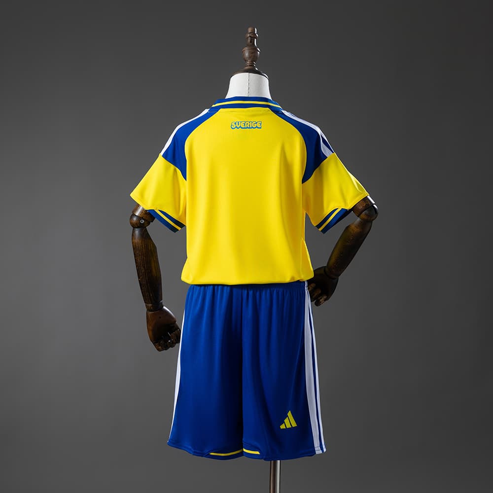 Kit Enfant Suède Domicile Coupe du Monde 2026 - vue 2