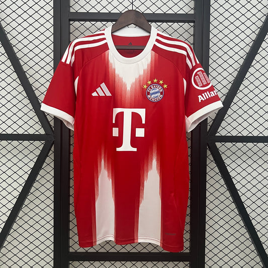 Maillot Bayern Munich Homme Domicile 25/26 - vue 1