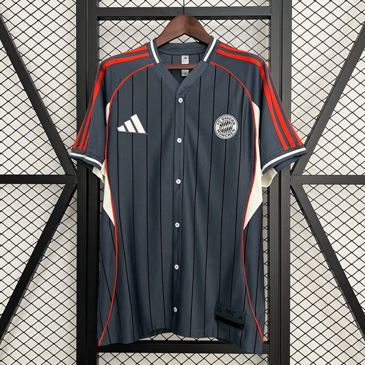 Maillot Bayern Munich x MLB Édition Limitée Homme 25/26 - vue 1