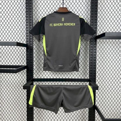 KIT Enfant Bayern Munich Gardien Noir 25/26 - vue 2