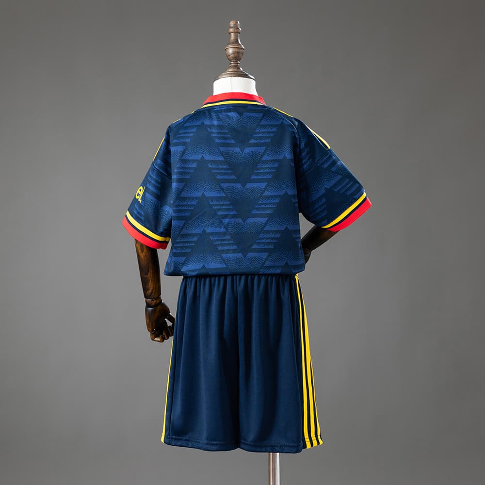 Kit Enfant Arsenal Extérieur 26/27 - vue 2