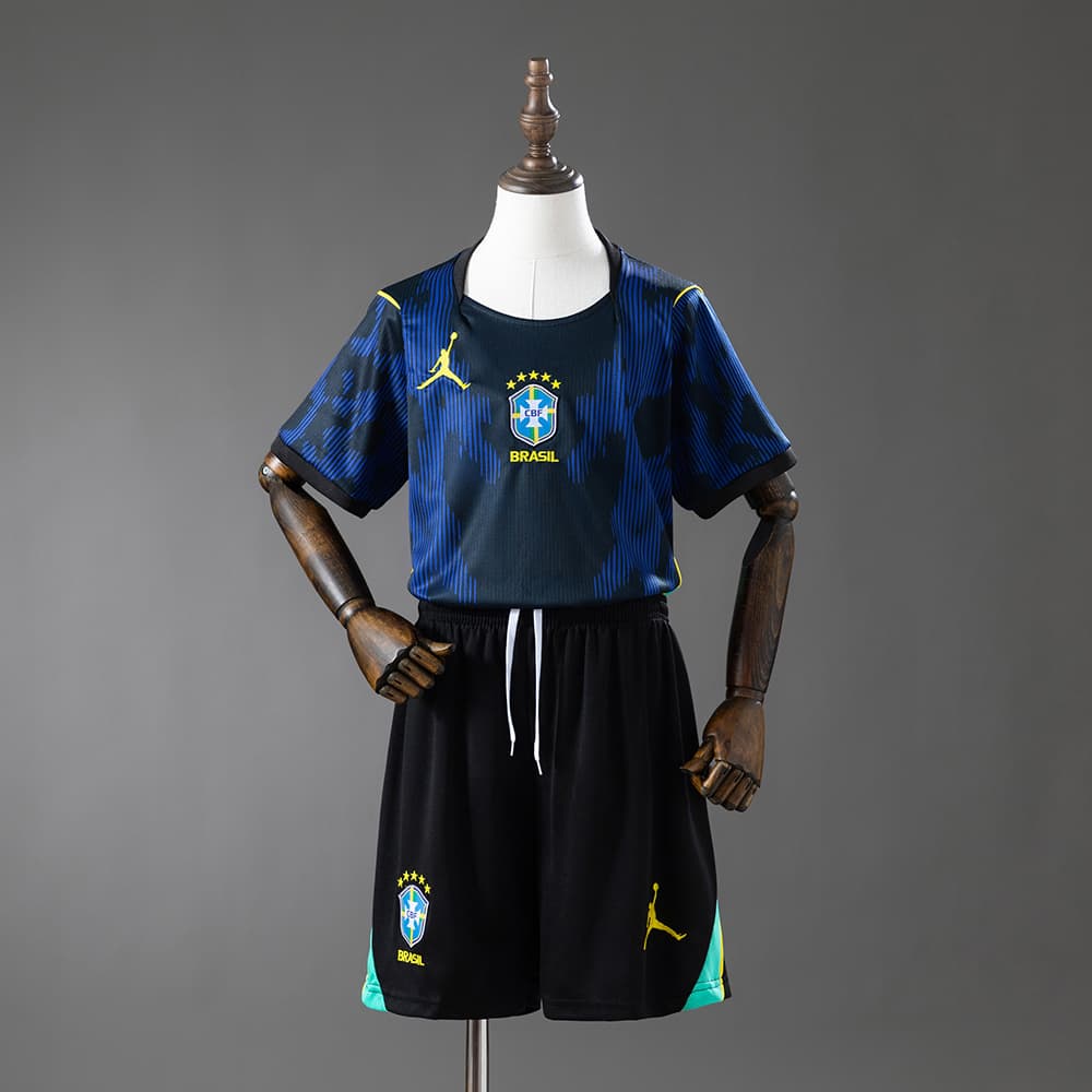 Kit Enfant Brésil Extérieur Coupe du Monde 2026 - vue 1