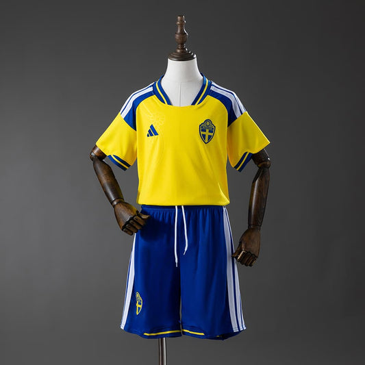 Kit Enfant Suède Domicile Coupe du Monde 2026 - vue 1