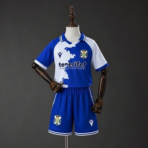 Kit Enfant CD Tenerife Domicile 26/27, vue de face