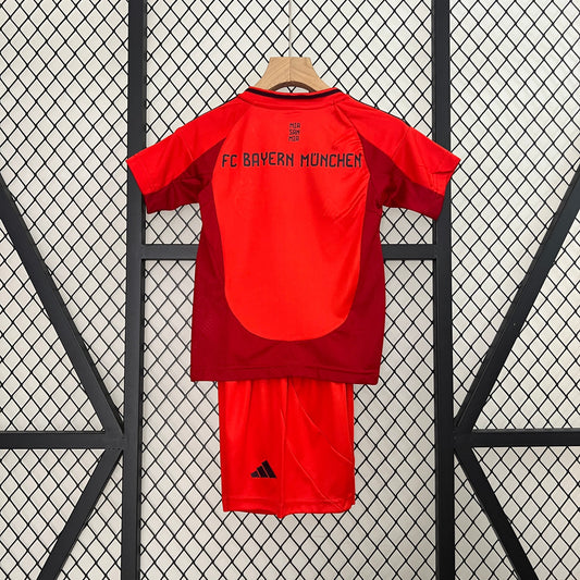 KIT Enfant Bayern Munich Domicile 24/25